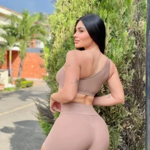 CARIZZISHOP-SHORTNYLONUNICOLOR+TOP-CAFECLARO-POSTERIOR_